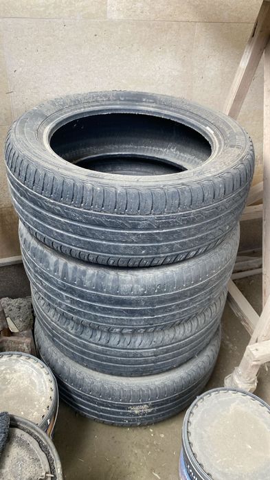 Шина 215/55/17 бу