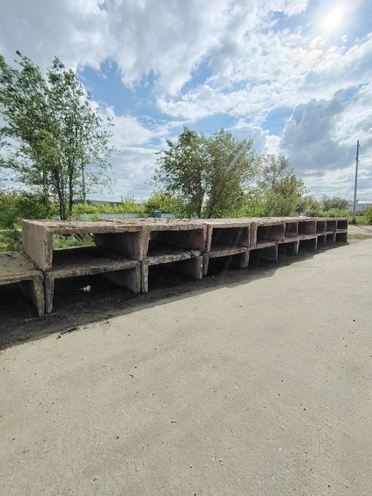 Продам Лотки бетонные