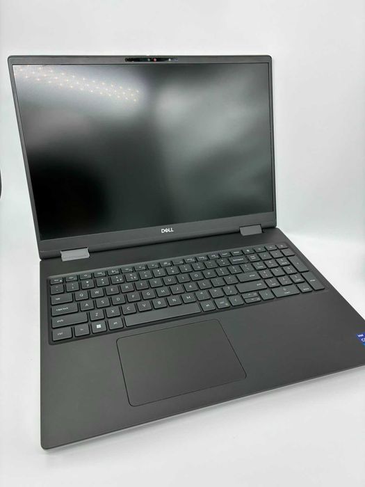 Laptop REFURBISHED Dell Precision 7680 128GB DDR5/RTX 4000 ADA 12GB/I9-13950HX/1TB
