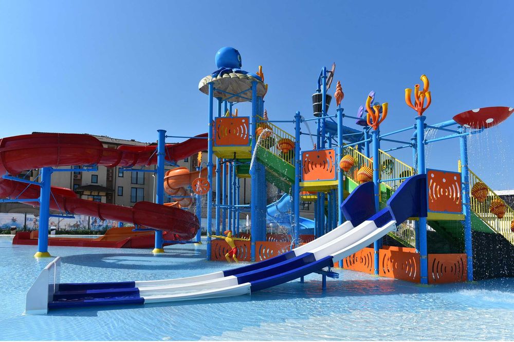 НОЩУВКИ в ДВУСТАЕН апартамент в комплекс ТОПОЛА СКАЙС(Балчик), 4*.