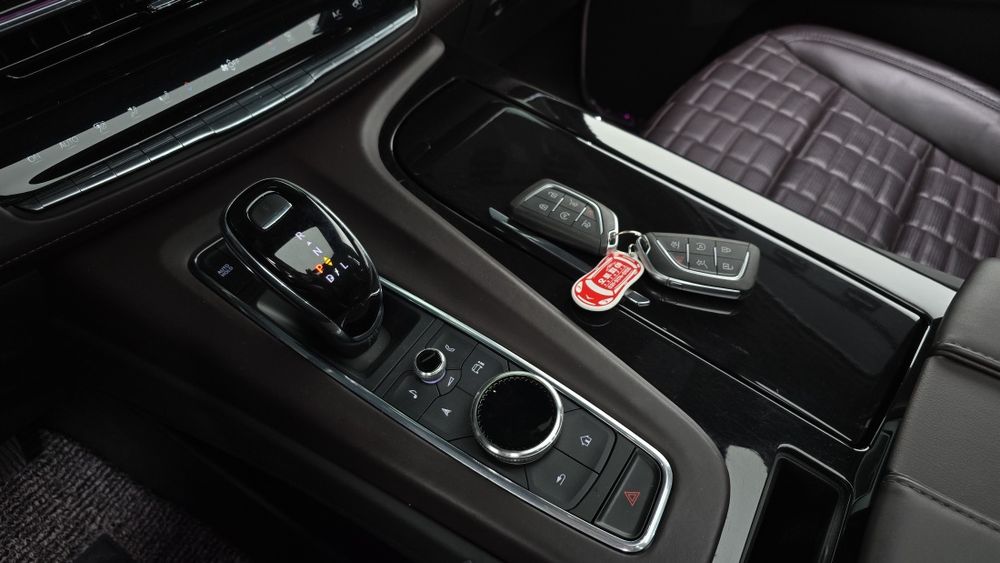 Cadillac Escalade 6.2 Premium Luxury Platinum