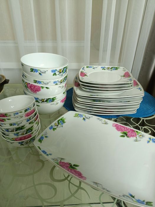 Отдам посуду за символическую сумму