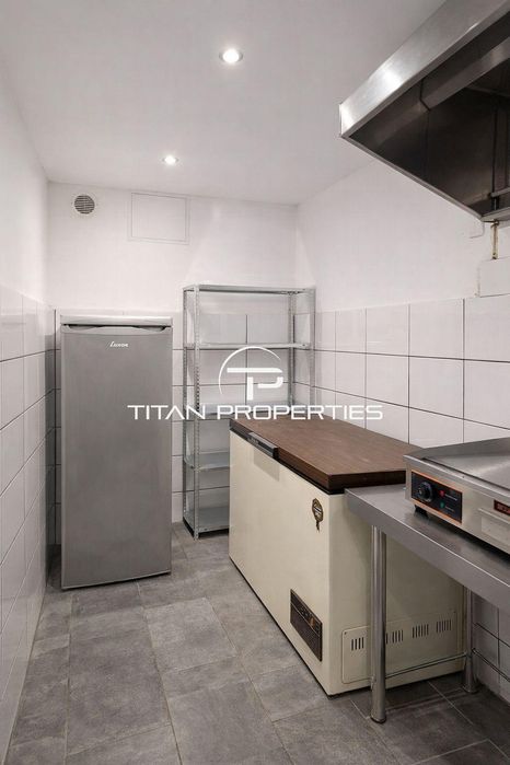 Дава се под наем Заведение в Пловдив, Център - 64 кв.м за 800 € - Снимка #6