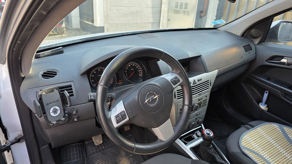 OPEL ASTRA H, 2012, pilot automat, AC, GPL, Benzină + GPL