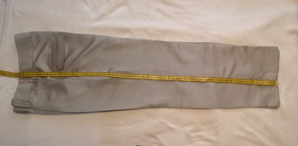 Кокетно костюмче от испанска фирма.