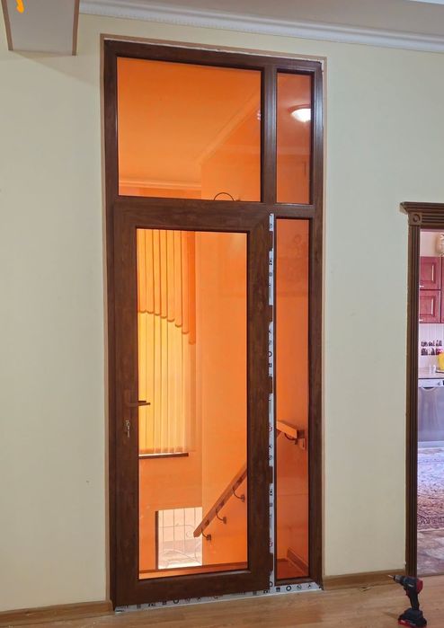 Окна двери и витражи перегородки