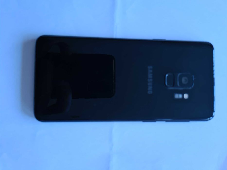 Vand telefon Ifon 10