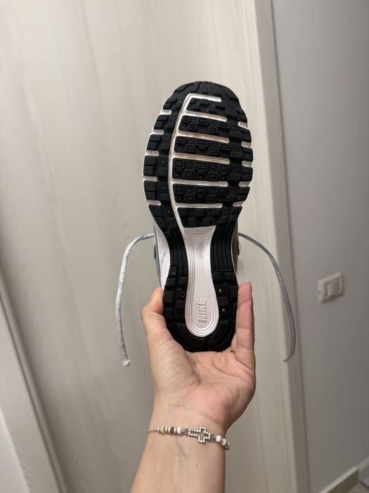 Adidasi nike p 6000
