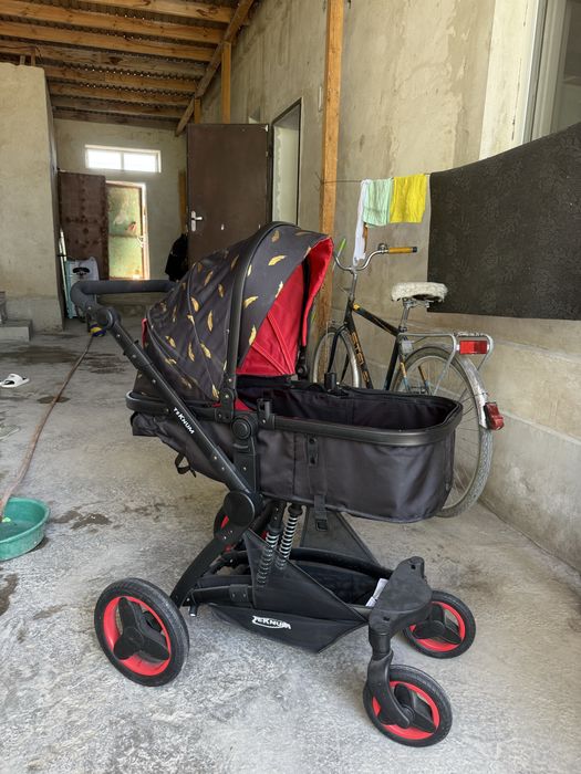 Коляска новый пайдаланылмаған қасына кормящий стулчик қосып беремін