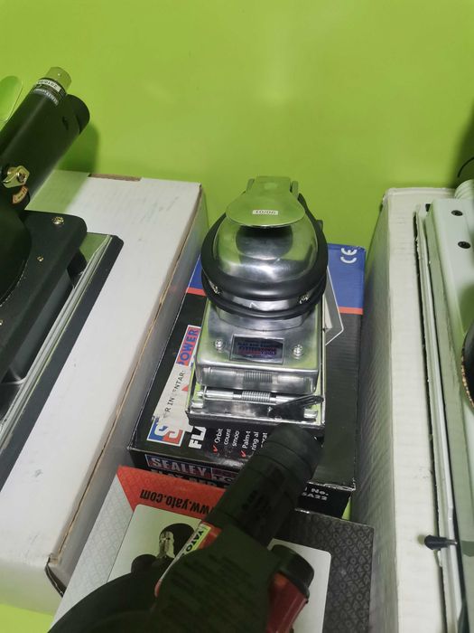 Mașini de șlefuit orbitale și rotative  profesionale SEALEY, GLOSS