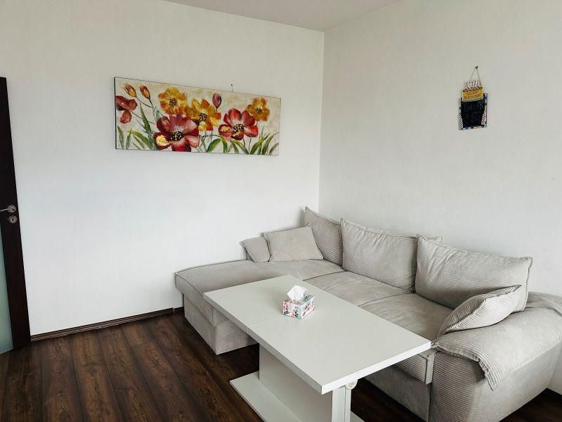 Тристаен апартамент под наем в ж.к. Гоце Делчев, 2220437