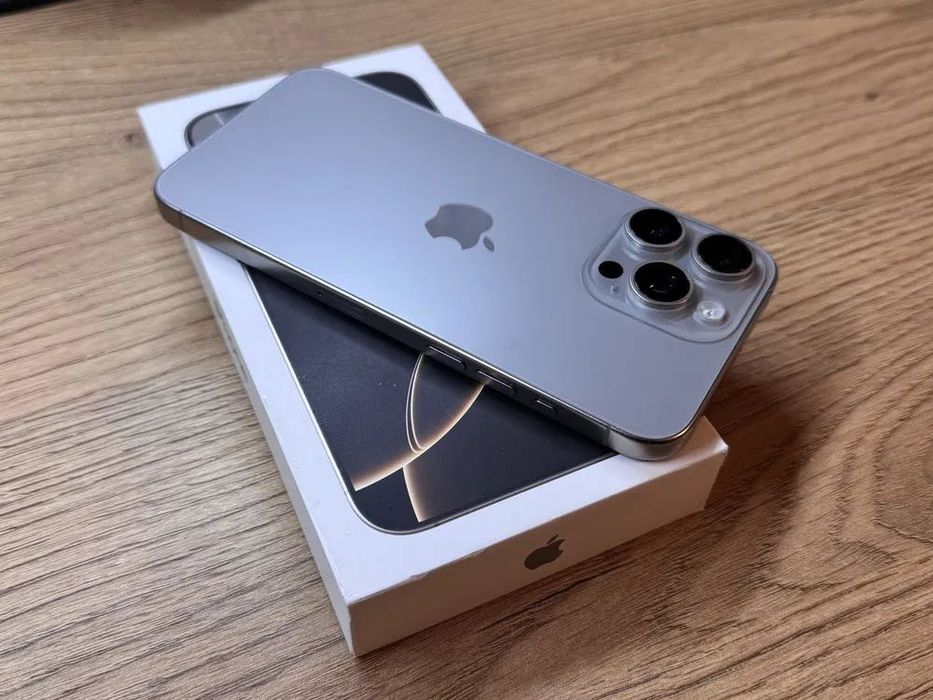Iphone 15 pro max 512 GB 100% Battery