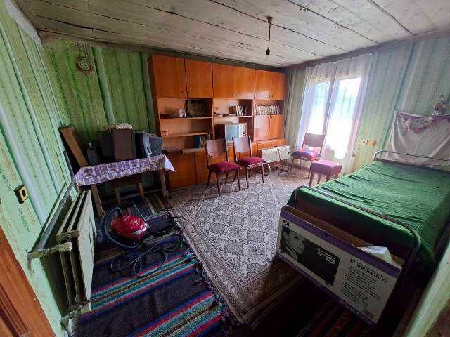 Двуетажна къща, кв. Бряг