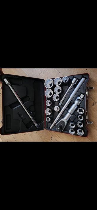 Продам набор для грузовых авто