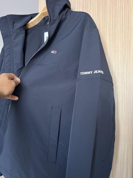 Geaca TOMMY Jeans, Noua