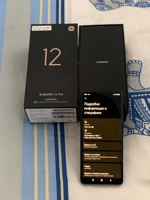 Xiaomi 12 pro 256 на 16 рам