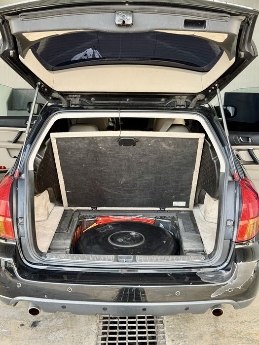 Subaru Outback 3.0 H6