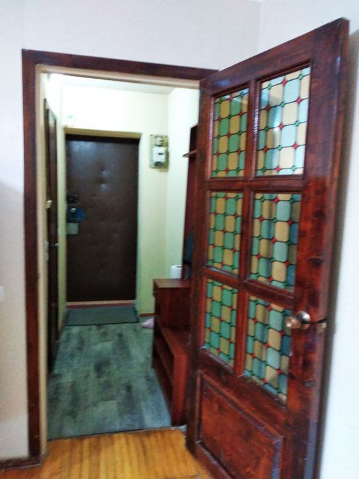 PRODAM kv Chilonzor 5 kv orintir Xamza metro sredniy remont