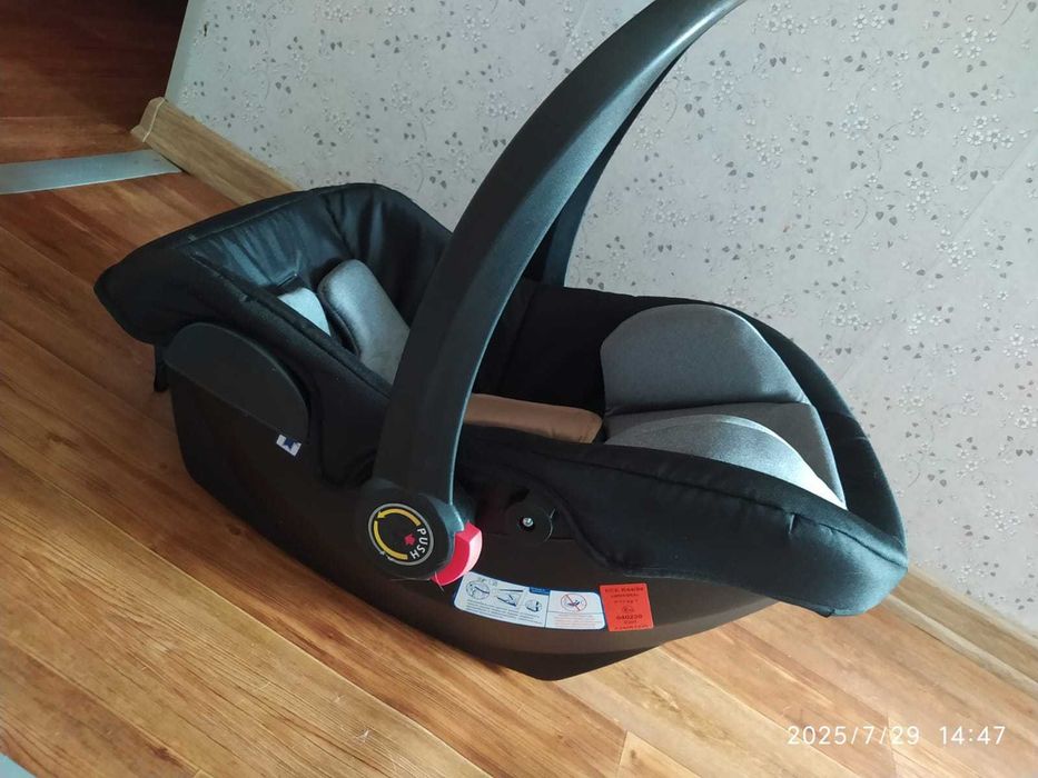 Детская коляска-трансформер (3 в 1) б/у