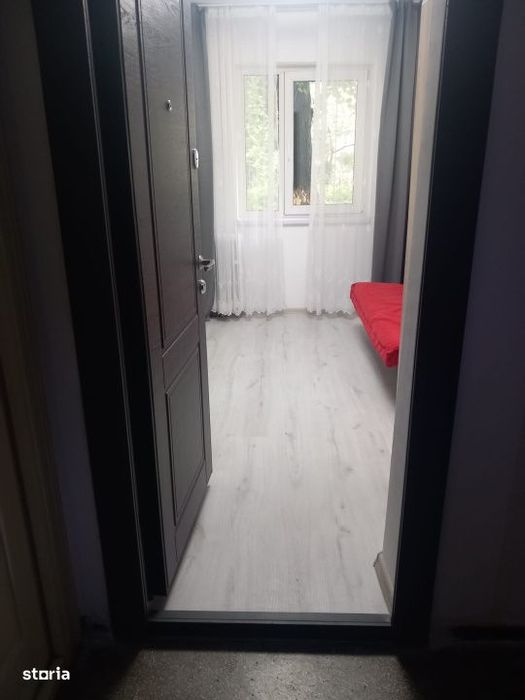 Garsoniera Ploiesti Vest