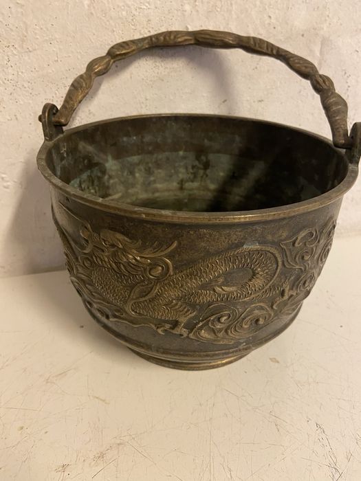 Медни и бронзови съдове