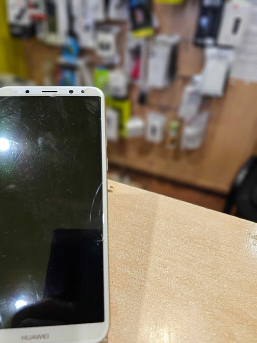 Vand/ Schimb Huawei Mate 10 Lite - 64Gb - Auriu -