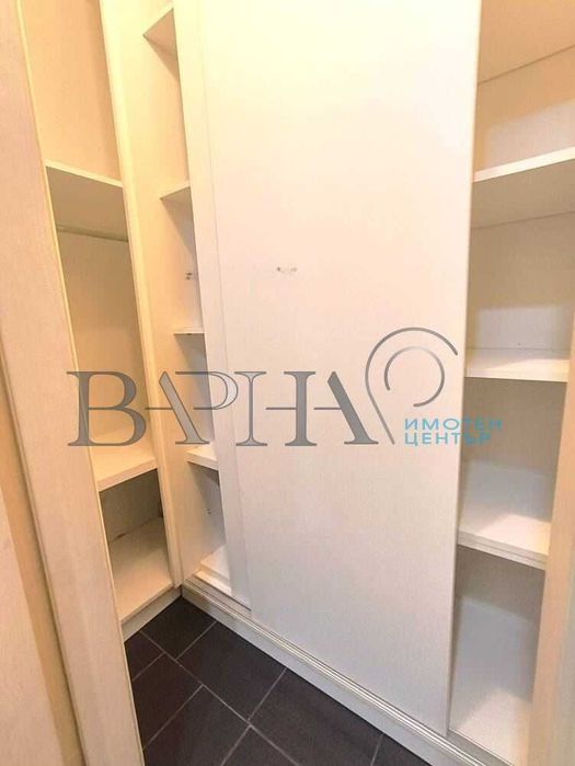 Продава се Тристаен апартамент в Варна, ХЕИ - 110 кв.м за 1321 €/кв.м - Снимка #9