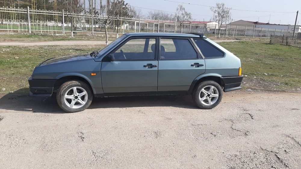 Срочно продаю Лада2109