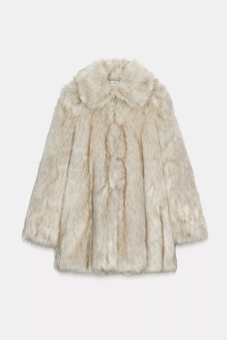 Палто от изкуствен косъм на ZARA
