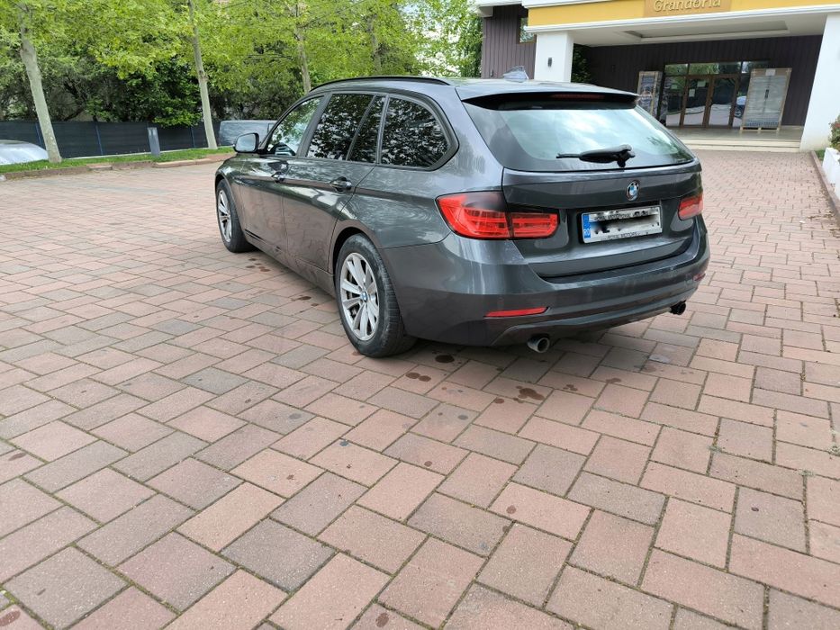 Vând/schimb BMW seria 3, 2013,  bixenon adaptiv+camera fază lungă, istoric
