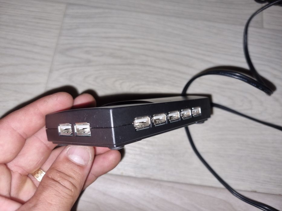 Hub USB Hi - Speed Hub 13 porturi +1