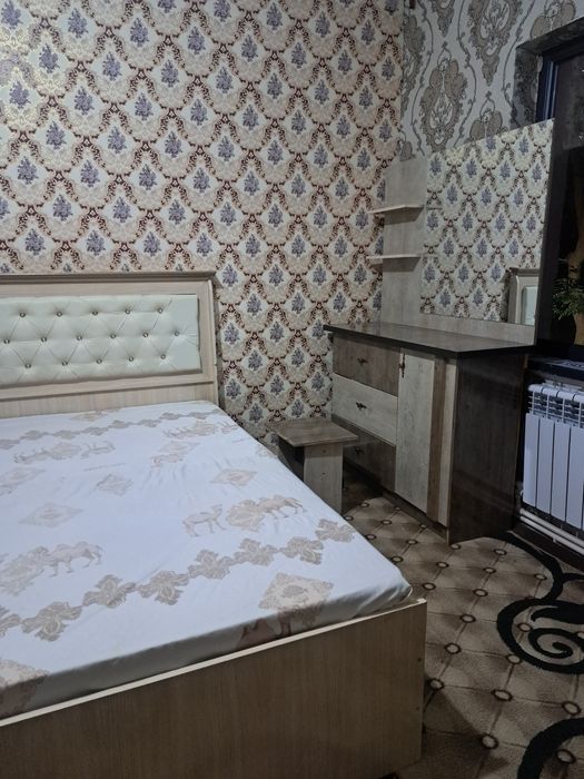 Spalni komplekt 6 qism: Krovat + Kupe shkaf + Trumo. Oq Dub