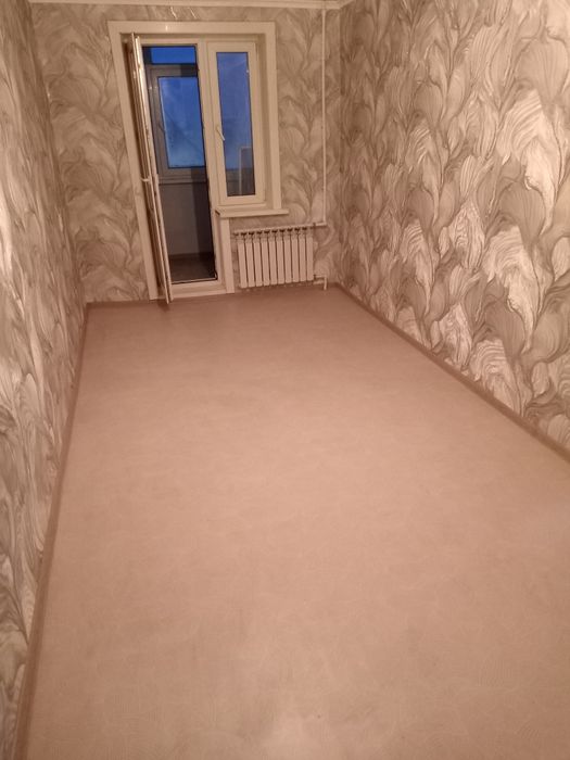 Продам 2 ком.кв на 4 этаже