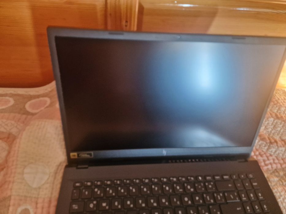 Лаптоп Acer Nitro V 15 - ANV15 - 51 - 98T8