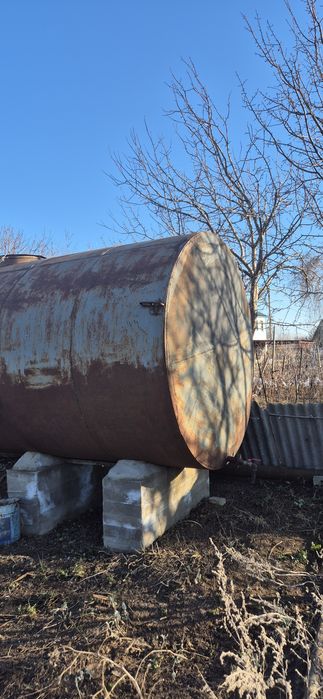 Продам бочку, ёмкость, размер 2.20/2.80.