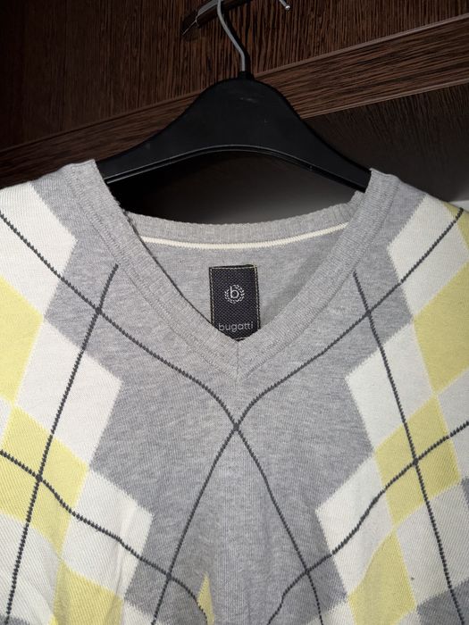 Pulover marca Bugatti