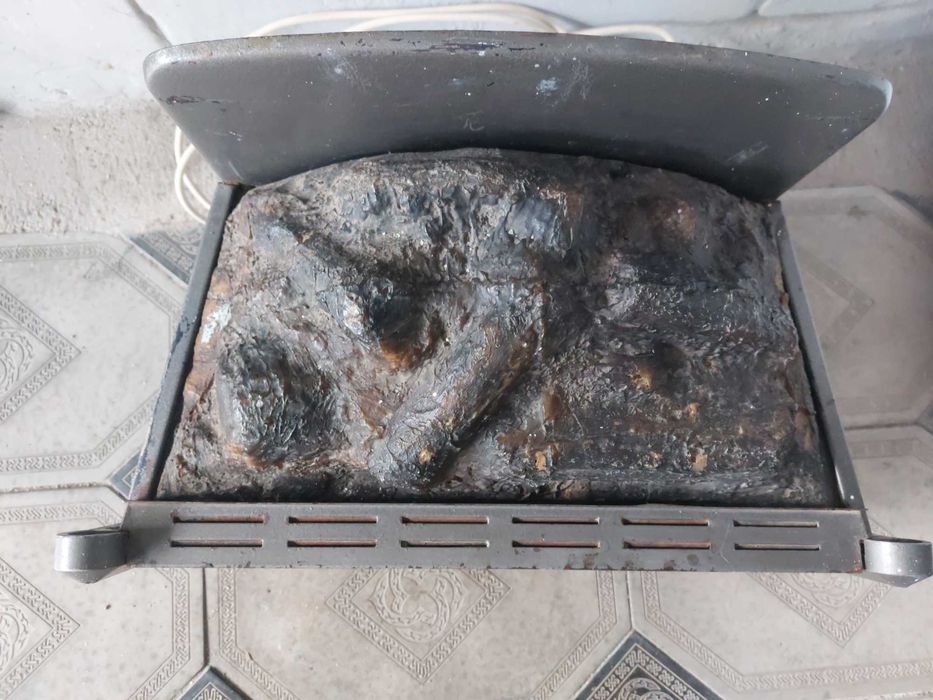 Обогреватель( электрический камин)