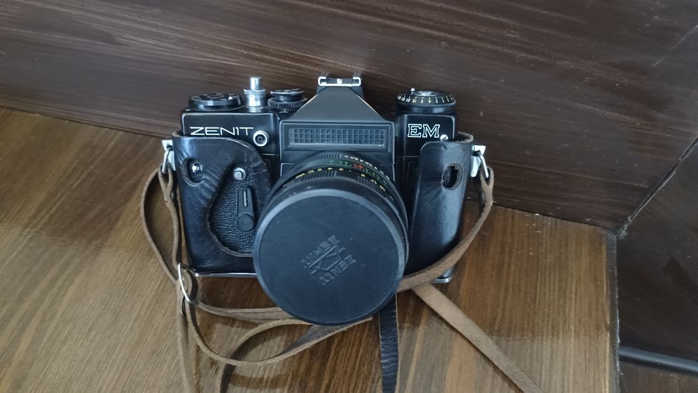 Фотоаппарат Zenit EM