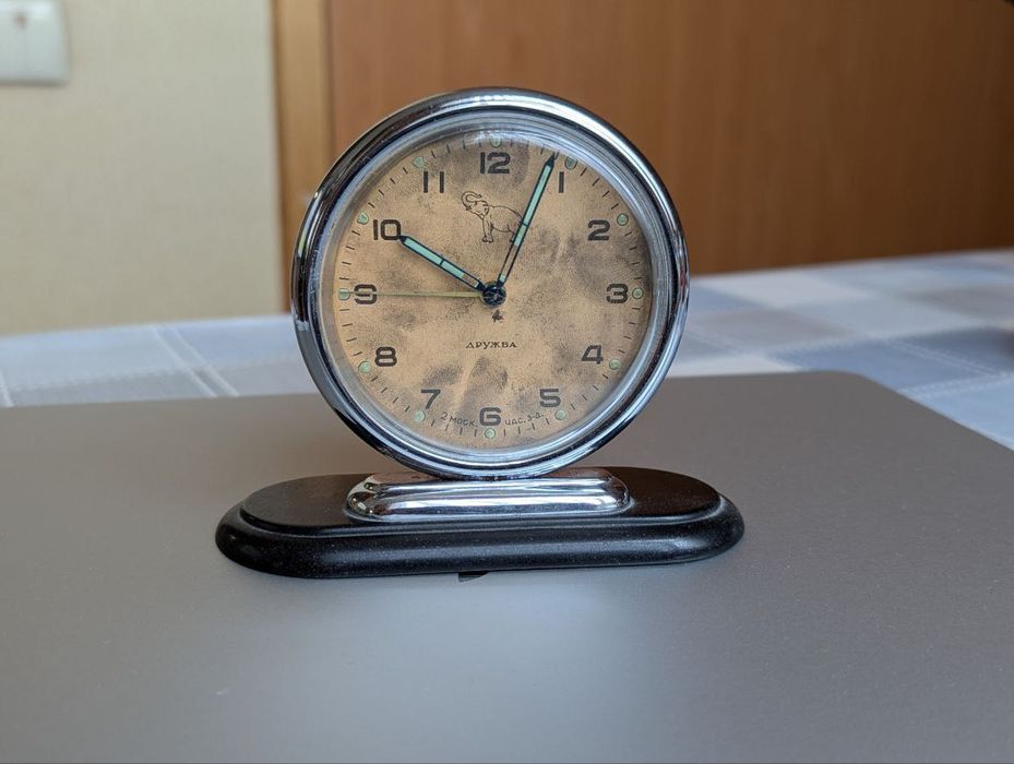 Продам будильник Дружба СССР