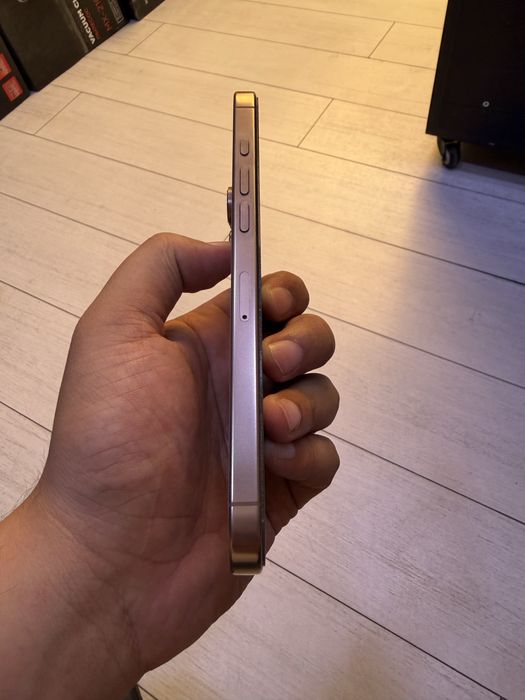 16 pro max 256 gb ideal