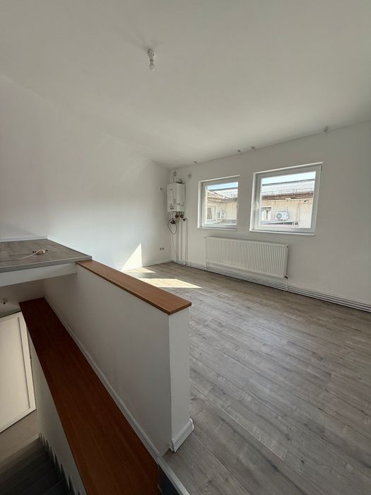 Inchiriez spatiu comercial , sad , birou , 50 mp