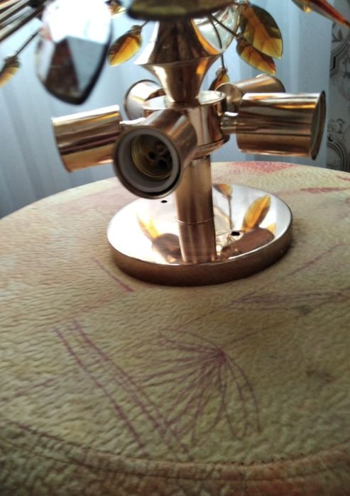 Продам люстры в хорошем состоянии