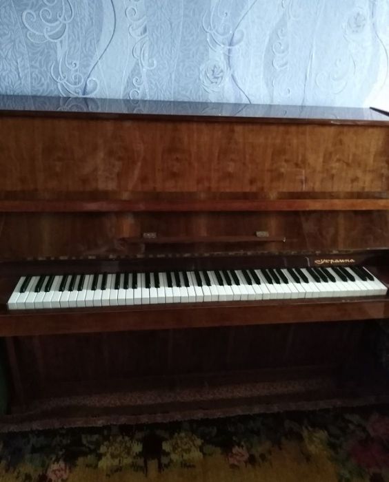 Продам   Пианино!