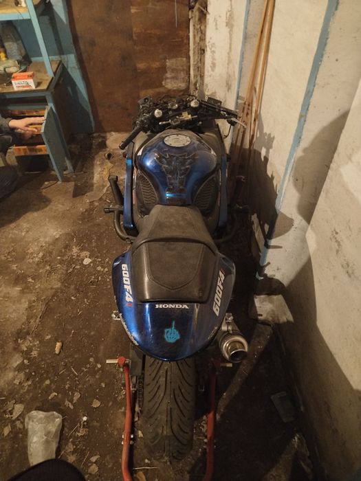 Продам Honda CBR600F4i