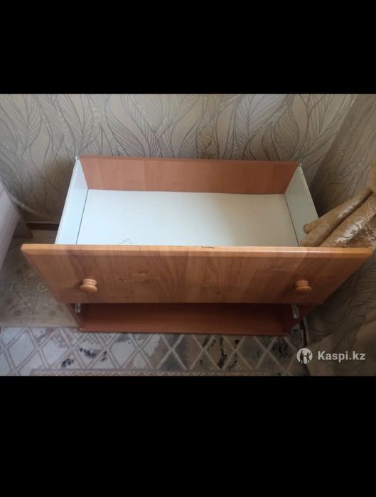 Продам Тумбу длинную