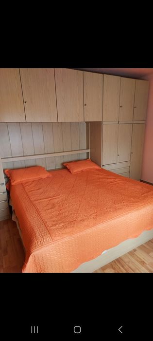 Vând mobila  folosită