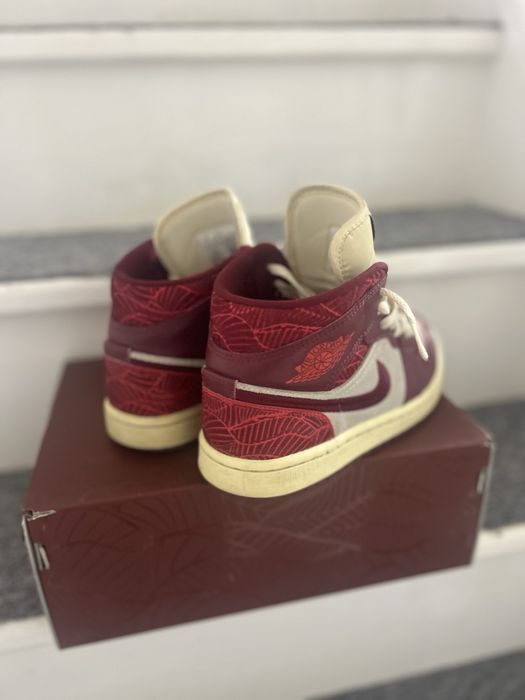 Jordan 1 tiki leaf stare foarte buna