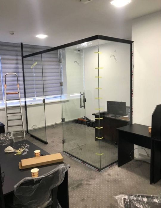 Каленное стекло. Перегародки, витражи, перила, козырьки. 38$ кв