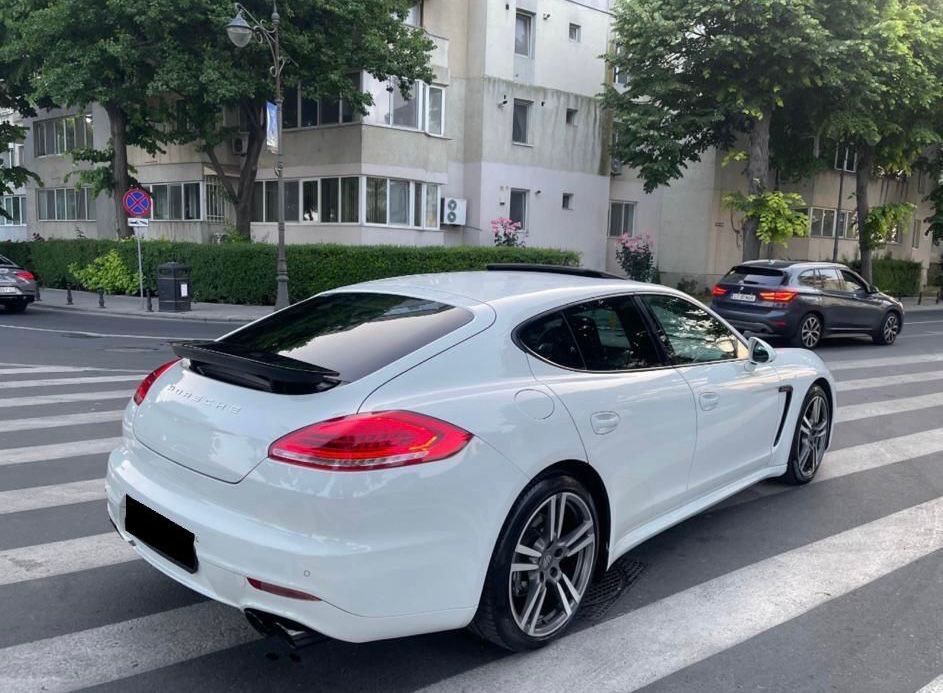 Porsche panamera 3.0D 250cp pret 24.900 variante auto