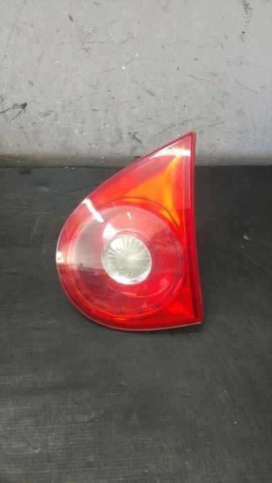 Stop tripla lampa dreapta haion vw golf 5 1k1 28508004 285002